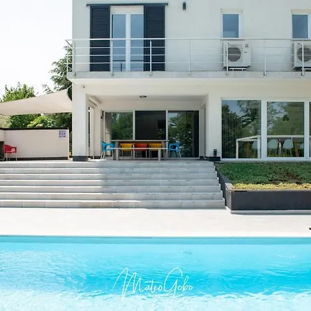 Ferienvilla Mala-diva *