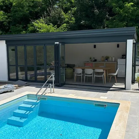 Ferienvilla Mala-diva